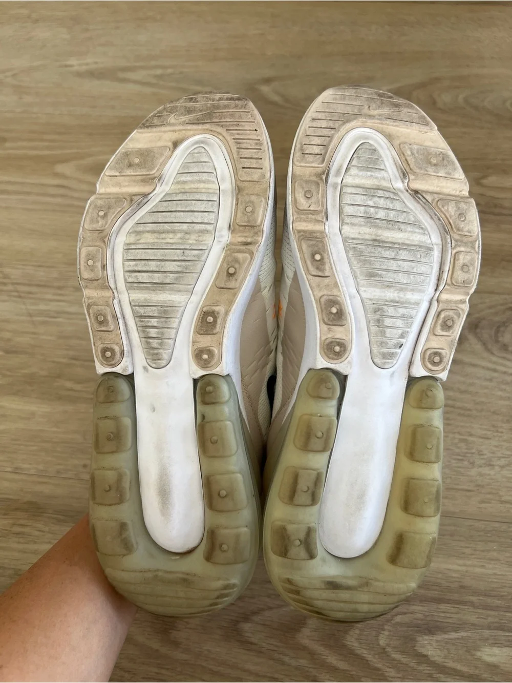 Nike Air Max 270 Sneakers